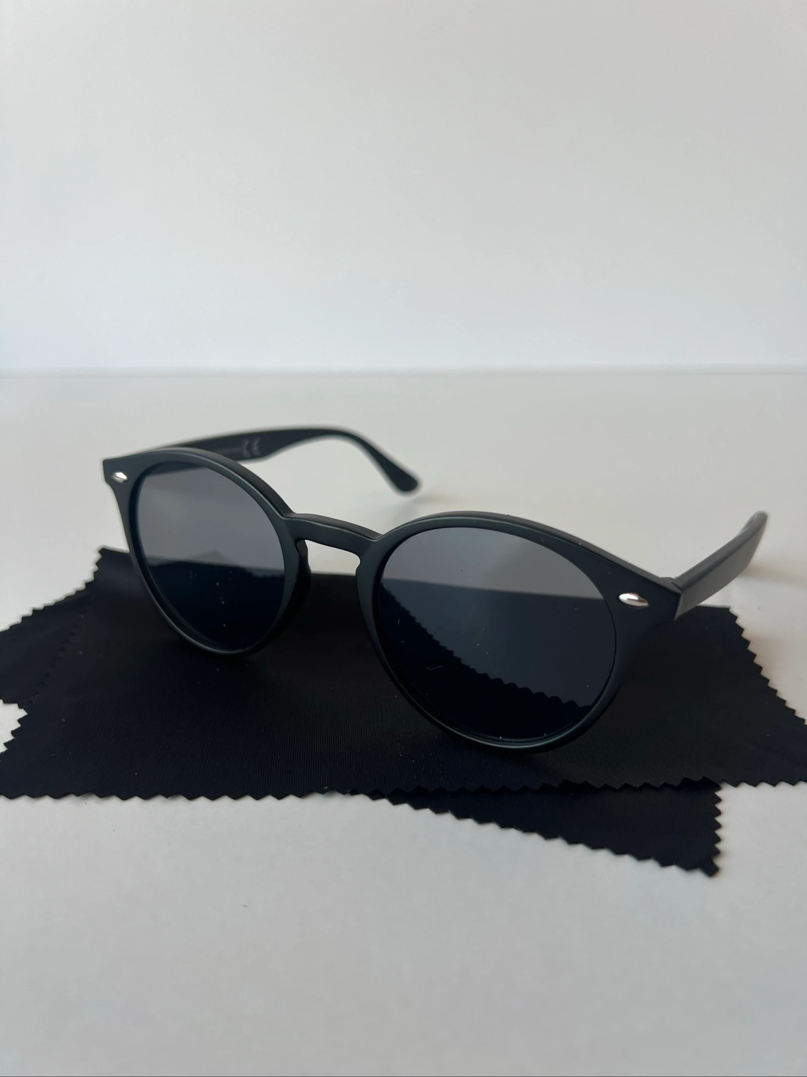 Classic Matte Black Sunglasses (New / with accessories) – photo 2